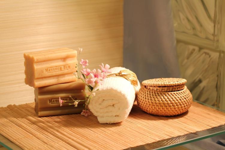 SPA Panggilan Surabaya 24 Jam - Terapis Berpengalaman (Putri SPA). Kepadatan aktivitas di Surabaya sering membuat tubuh terasa lelah dan tegang. Di tengah kesibukan tersebut, Putri SPA hadir sebagai solusi praktis untuk membantu Anda kembali rileks tanpa perlu meninggalkan kenyamanan rumah. Dengan layanan profesional yang tersedia 24 jam,